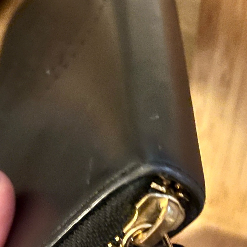 Black Leather Anya Hindmarch Emoji long wallet. - Picture 4 of 12